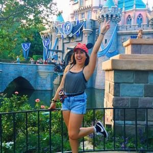 Meet your Posher, Alex